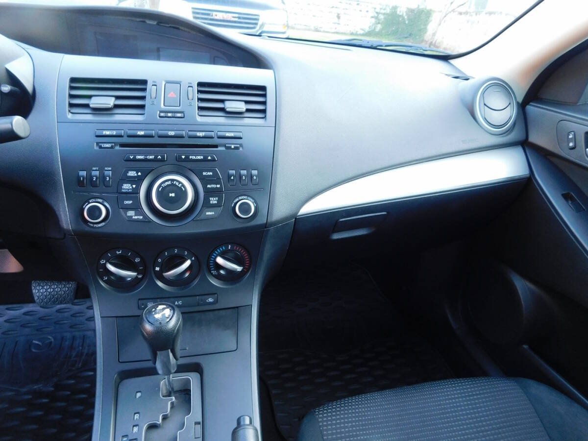 Used 2013 MAZDA MAZDA3 i Sport FWD image 7