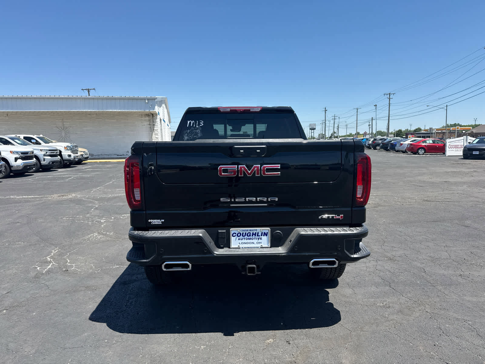 New 2026 GMC Sierra 1500 AT4 w/ AT4 Premium Package AWD/4WD image 4