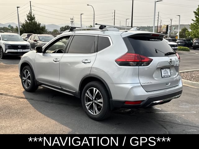 Used 2017 Nissan Rogue SL w/ SL Premium Package AWD/4WD image 6
