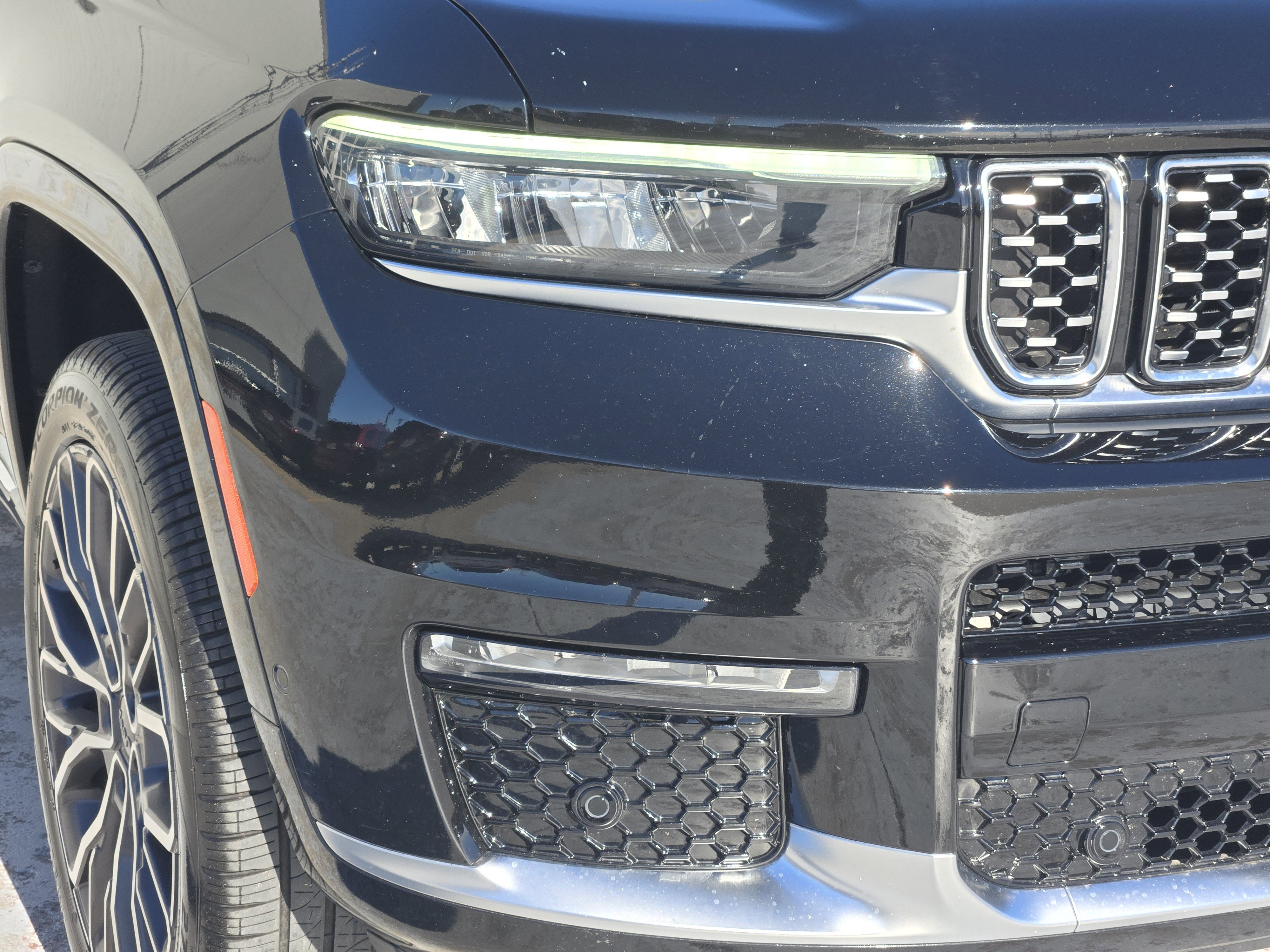 Used 2024 Jeep Grand Cherokee L Summit image 10