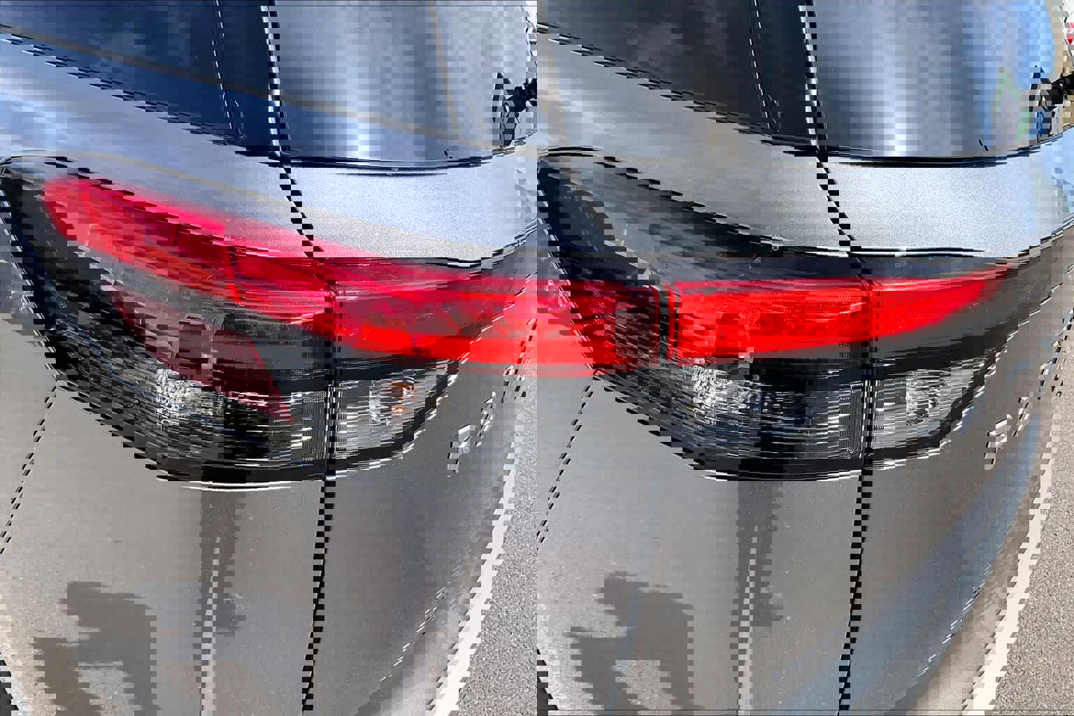 Used 2024 Nissan Pathfinder SL image 28