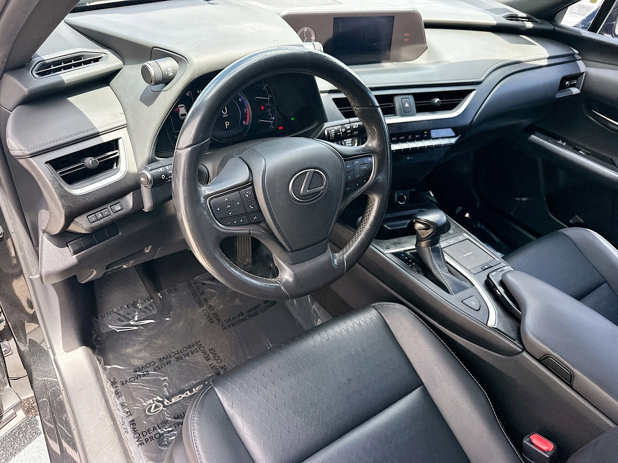 Used 2019 Lexus UX 200 FWD image 9