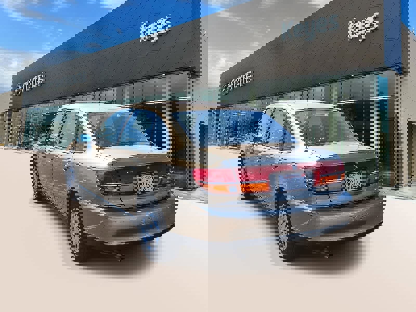 Used 2001 Saturn L-Series L200 image 7