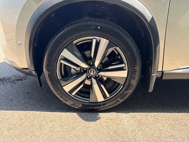 Used 2021 Nissan Rogue Platinum AWD/4WD image 22