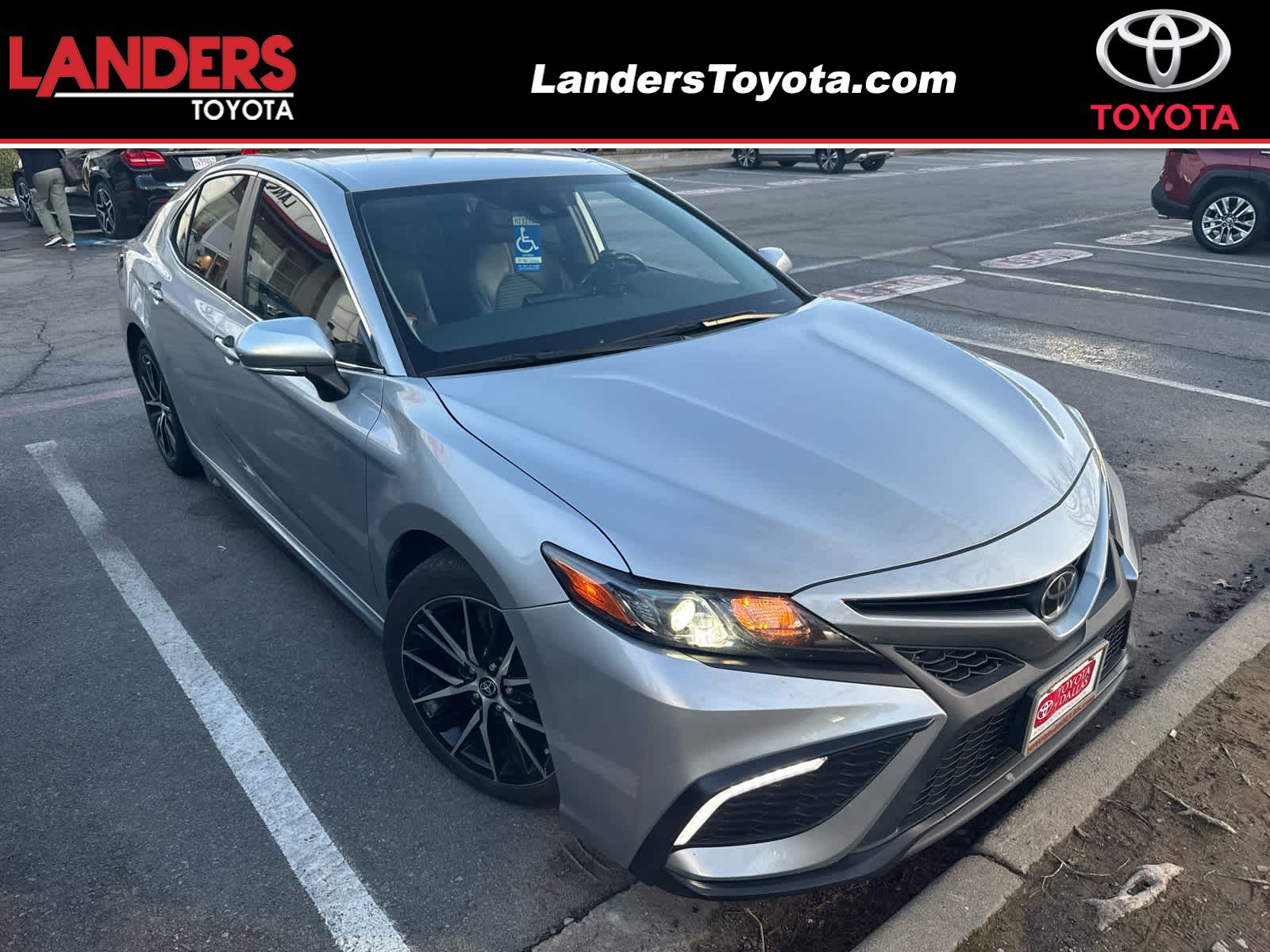 Used 2022 Toyota Camry SE