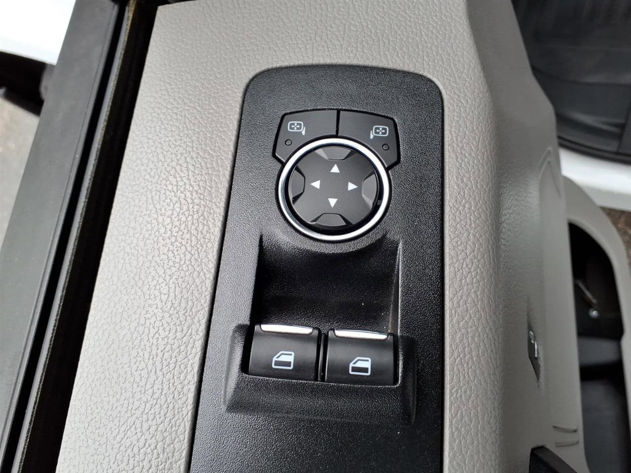 Used 2017 Ford F150 XL w/ Equipment Group 101A Mid AWD/4WD image 18