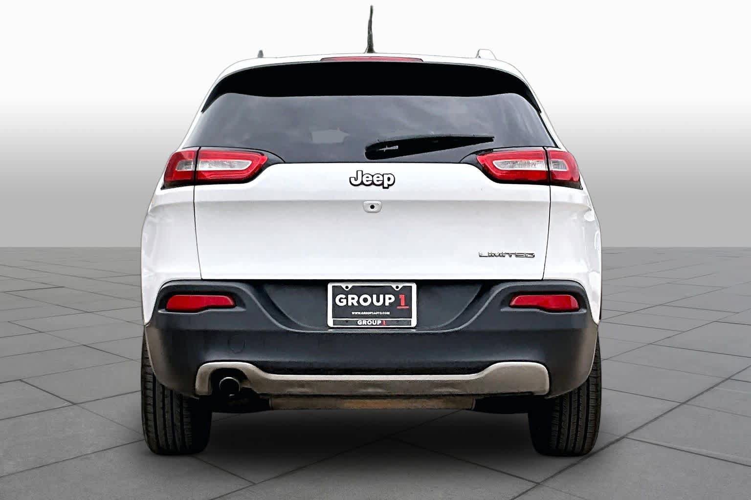 Used 2015 Jeep Cherokee Limited FWD image 5