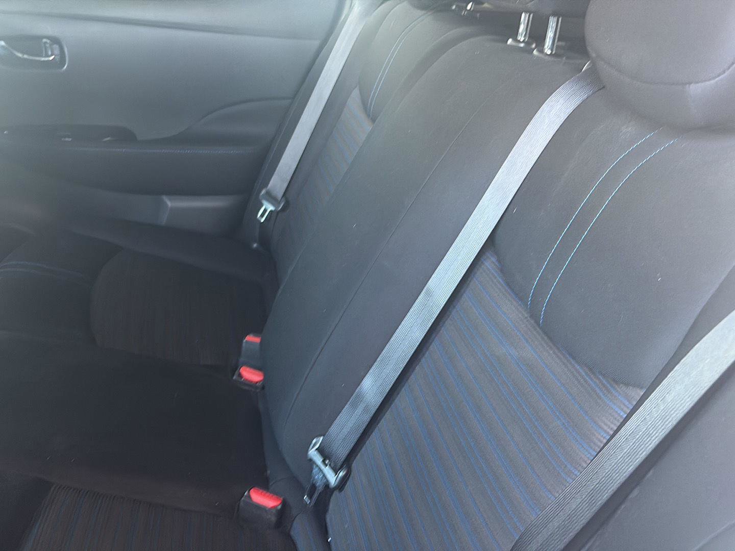 Used 2022 Nissan Leaf SV w/ SV Technology Package image 12