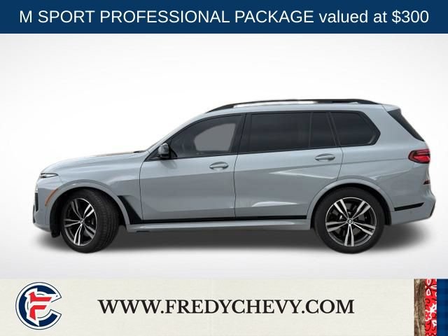 Used 2025 BMW X7 M60i AWD/4WD image 9
