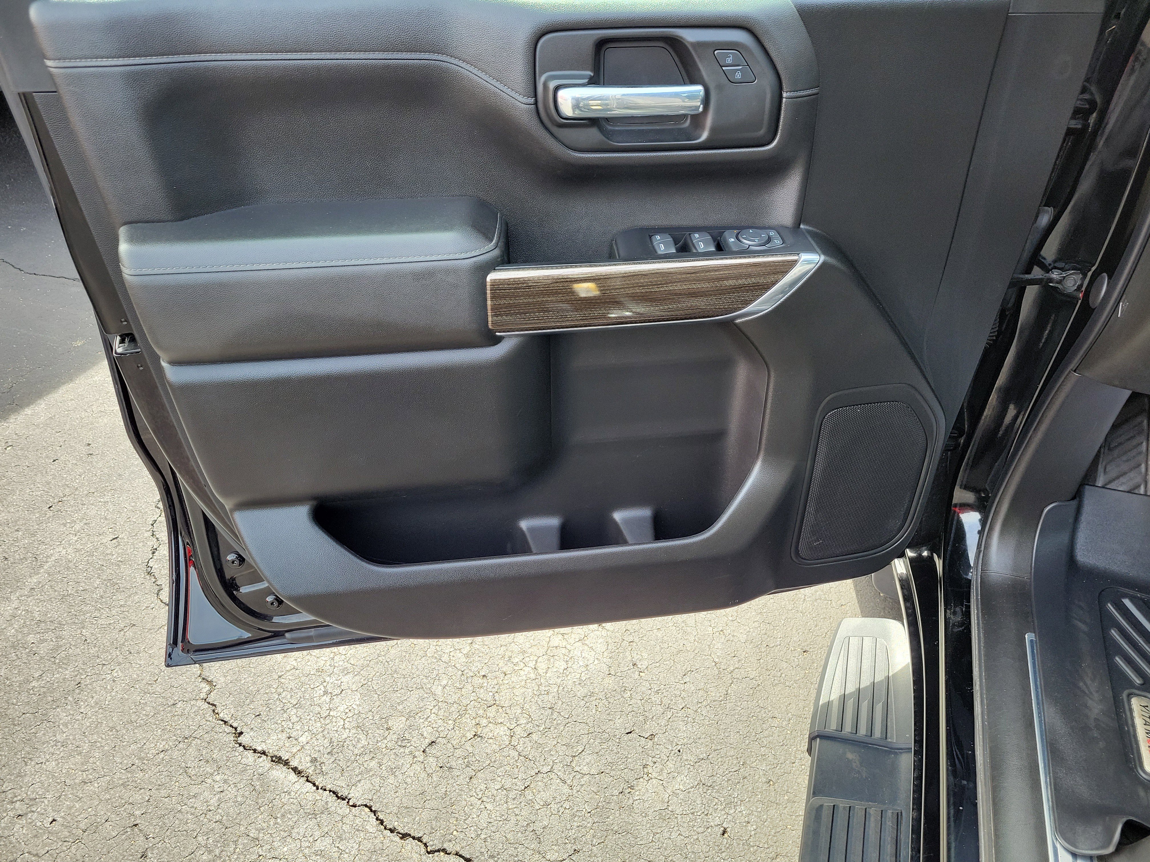Used 2022 Chevrolet Silverado 1500 RST w/ Bed Protection Package AWD/4WD image 18