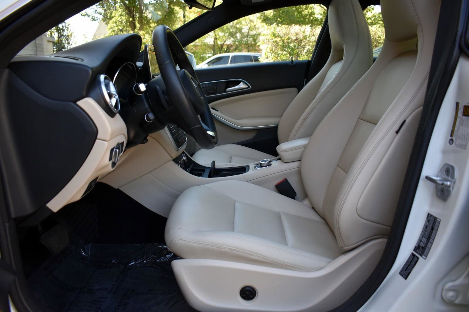 Used 2015 Mercedes-Benz CLA 250 image 33
