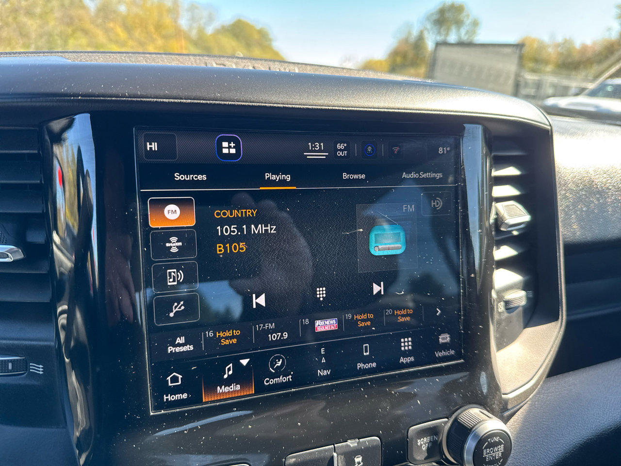 Used 2022 RAM 3500 Tradesman w/ Chrome Appearance Group image 16