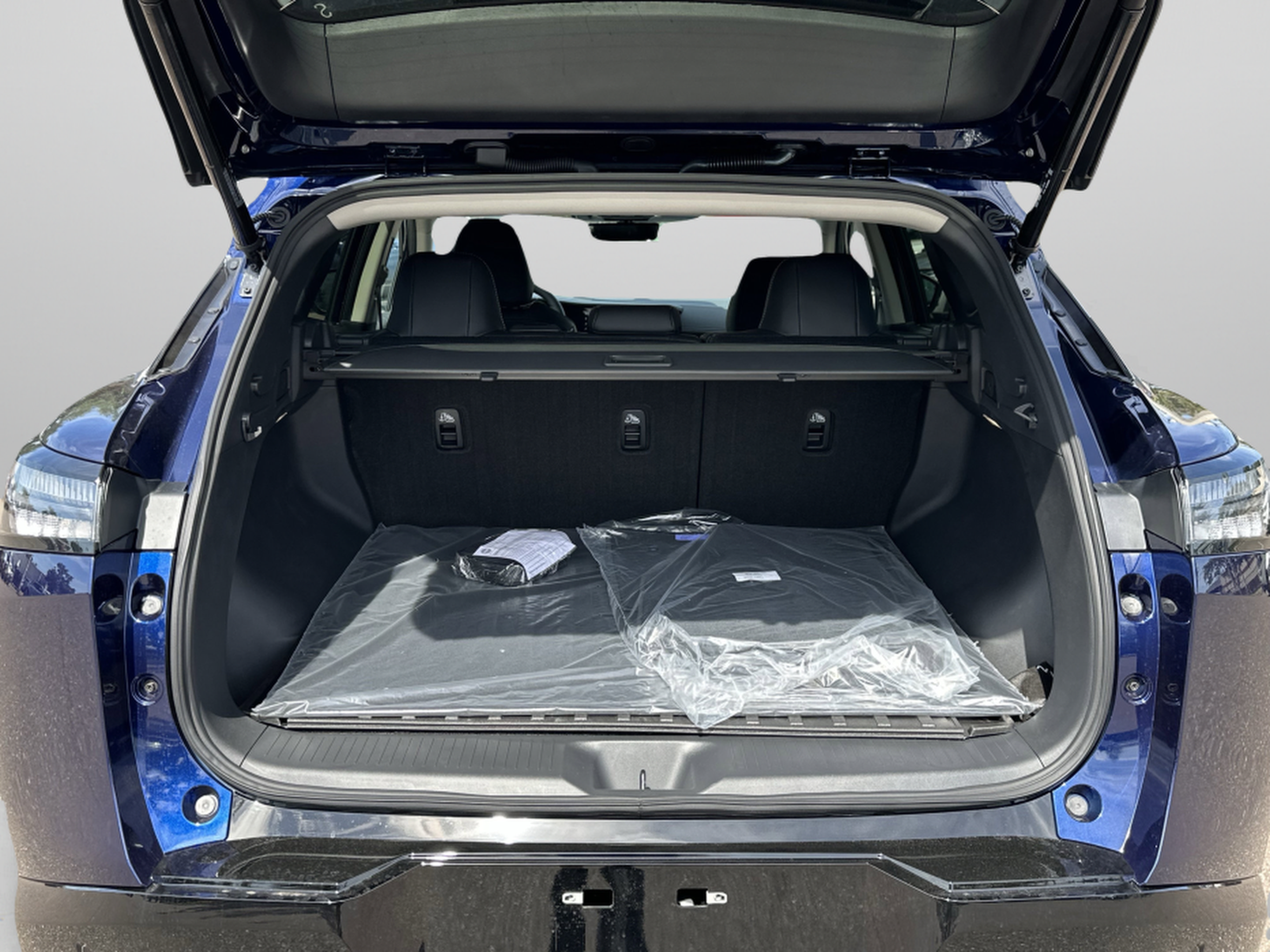 New 2026 Nissan Murano Platinum w/ Cargo Package AWD/4WD image 7