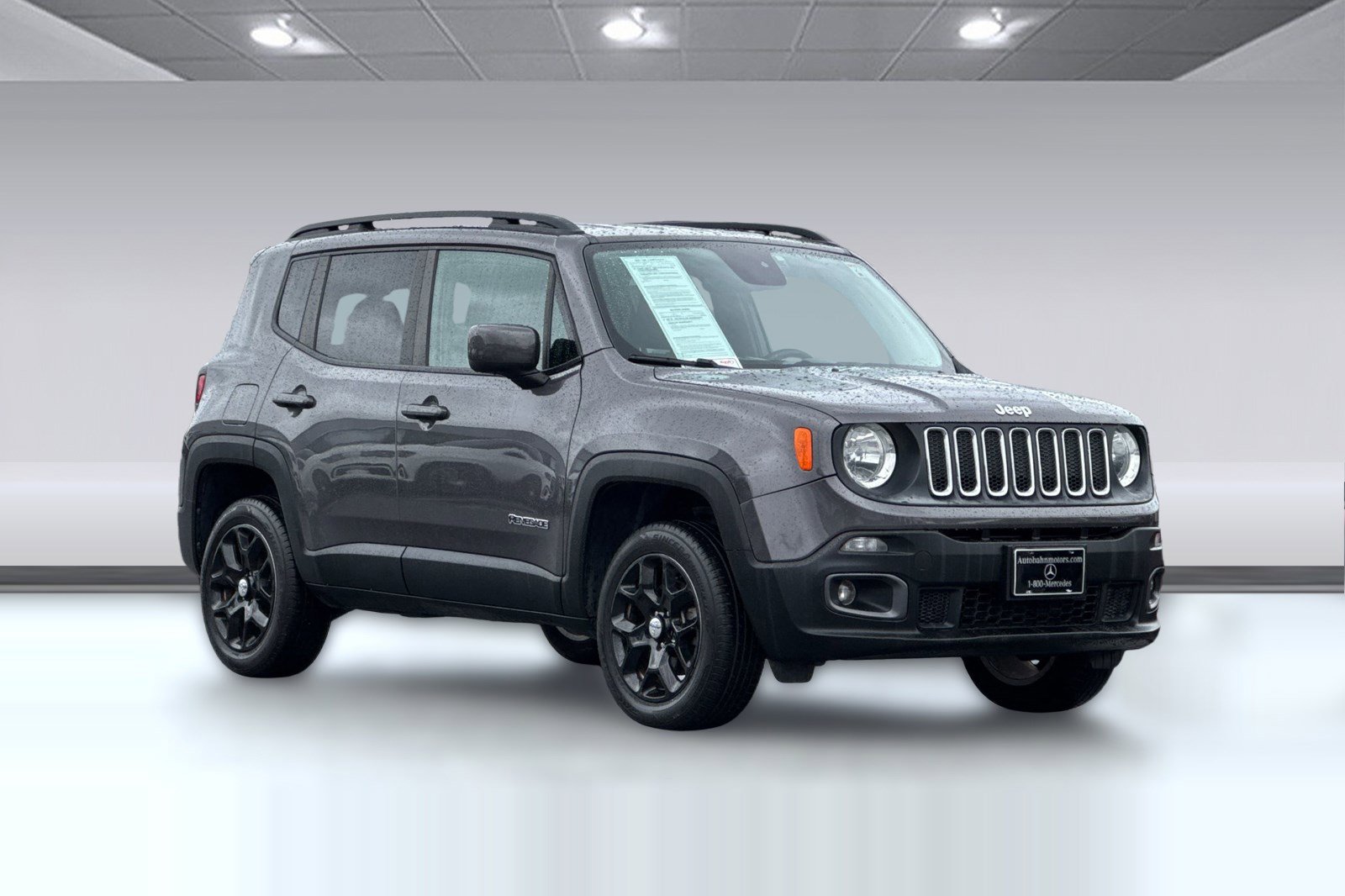 Used 2017 Jeep Renegade Latitude image 6