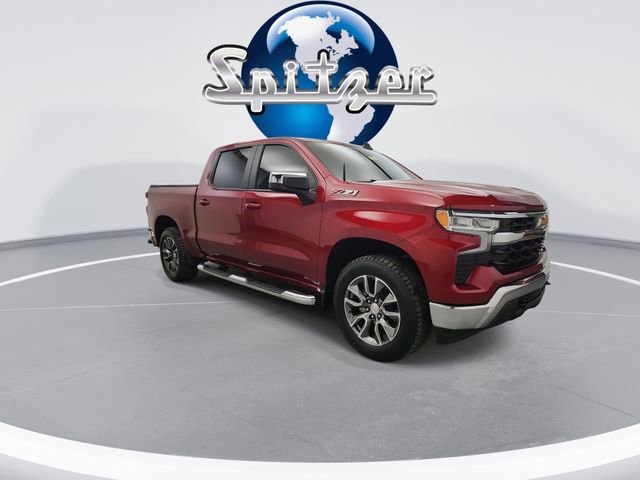 Used 2024 Chevrolet Silverado 1500 LT image 3