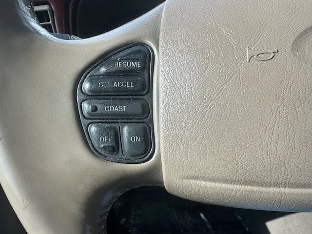 Used 2004 Ford Excursion Limited image 26