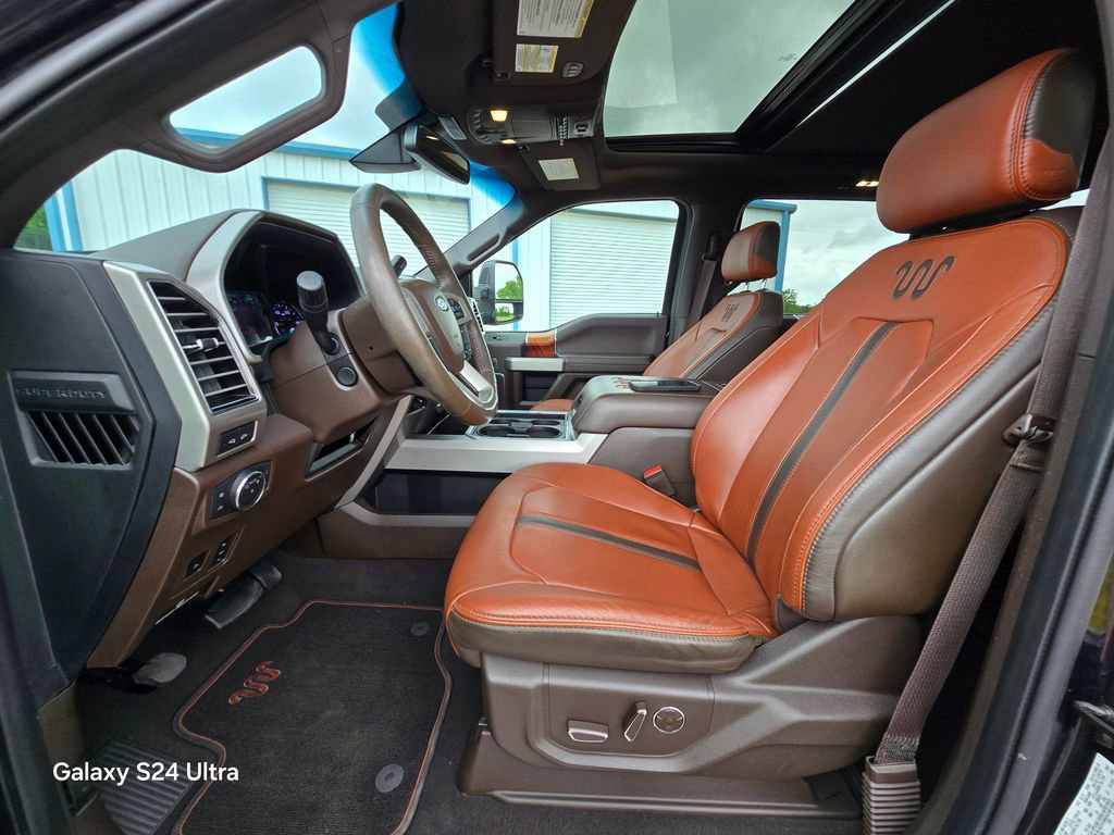 Used 2019 Ford F250 King Ranch w/ King Ranch Ultimate Package AWD/4WD image 14