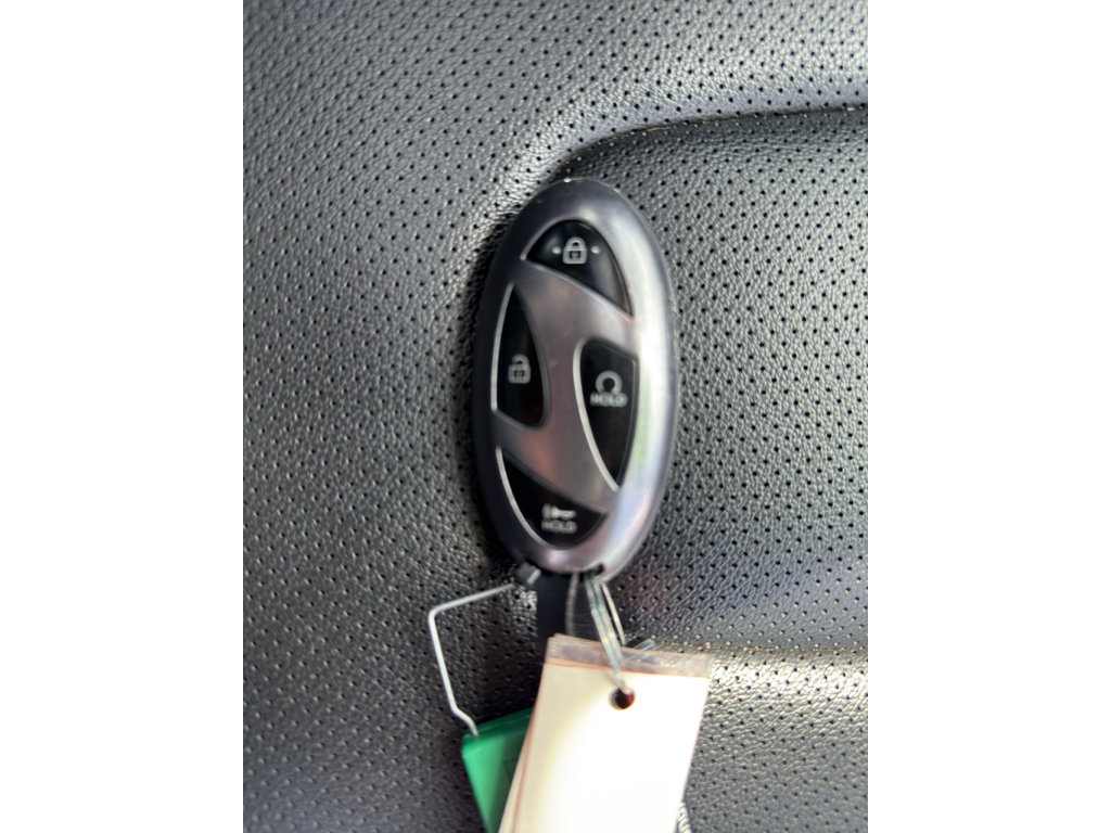 Used 2025 Hyundai Elantra Limited FWD image 39