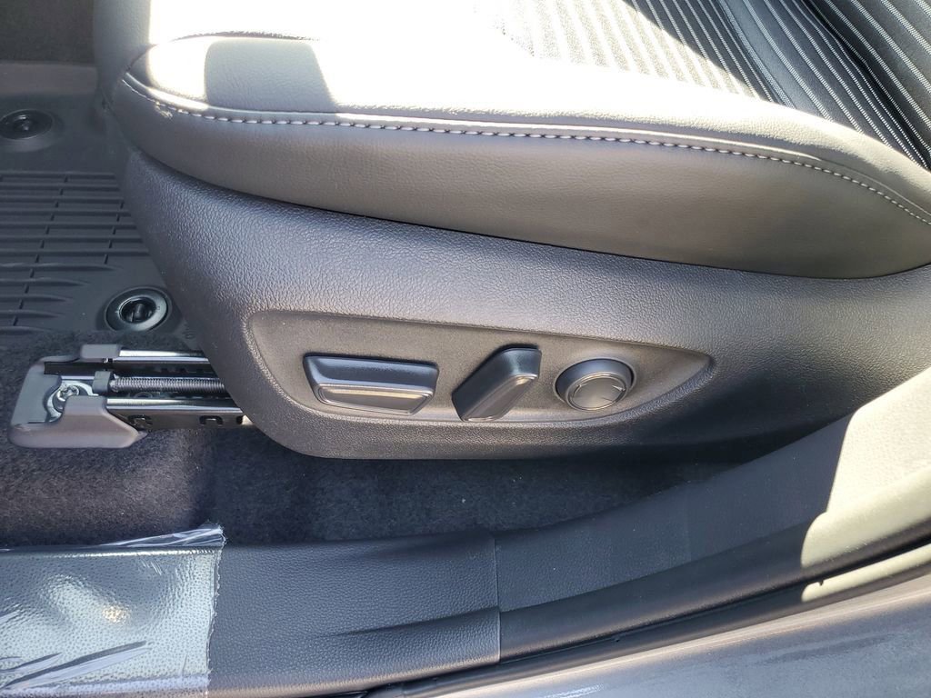 New 2026 Toyota Highlander XSE image 31