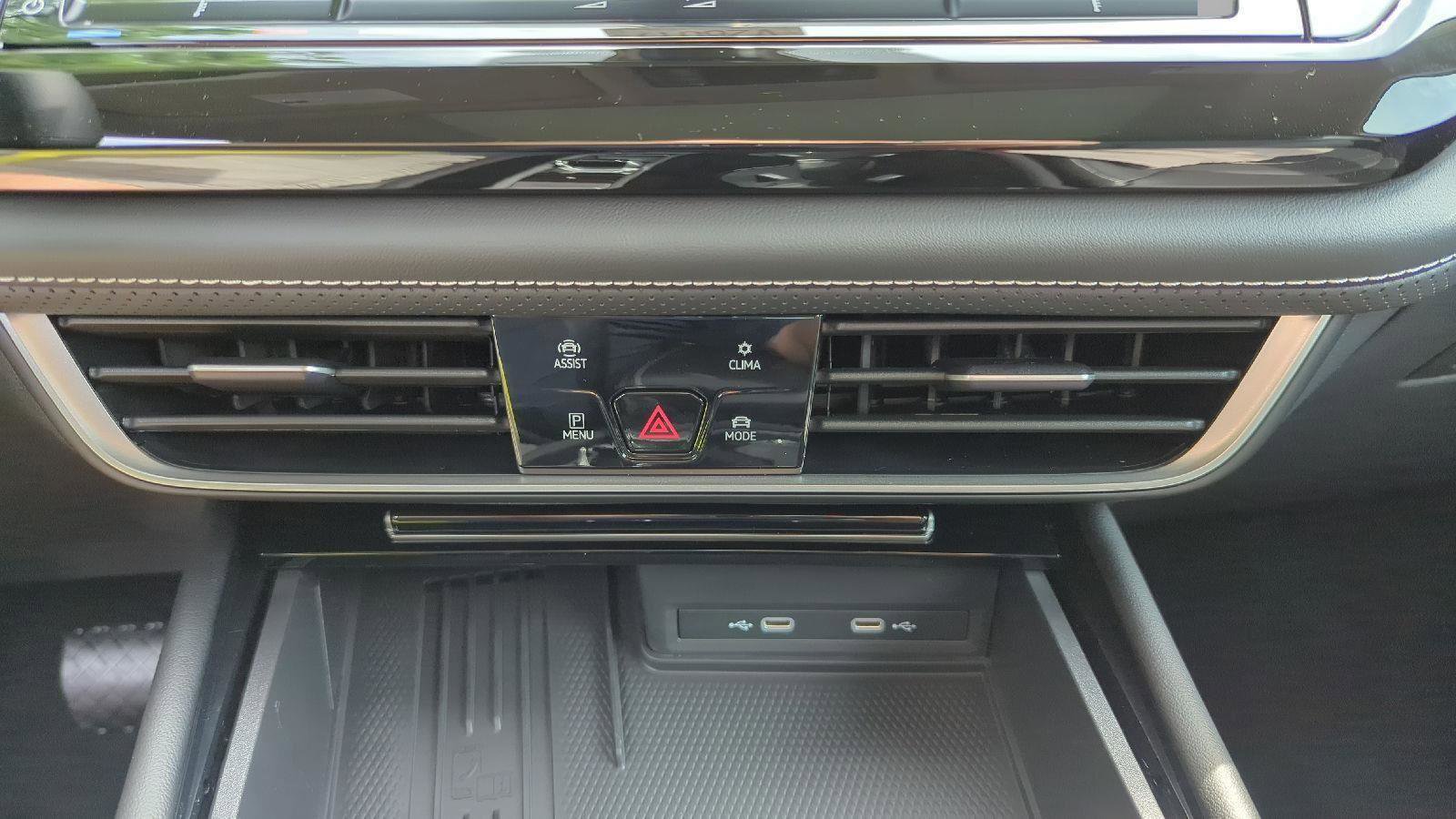 New 2026 Volkswagen Atlas SEL image 27