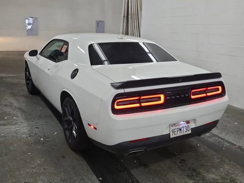 Used 2019 Dodge Challenger SXT w/ Blacktop Package image 2