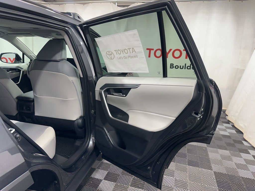 Used 2025 Toyota RAV4 XLE Premium image 11