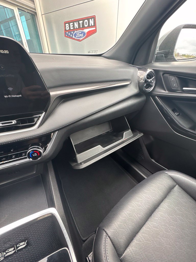 Used 2025 Chevrolet Equinox LT w/ Convenience Package II FWD image 23