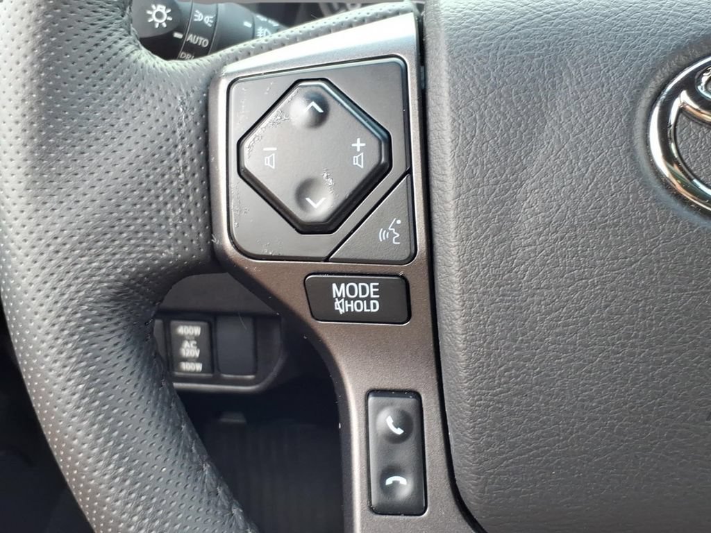 Used 2022 Toyota Tacoma TRD Sport w/ Black Out Package (TMS) AWD/4WD image 22