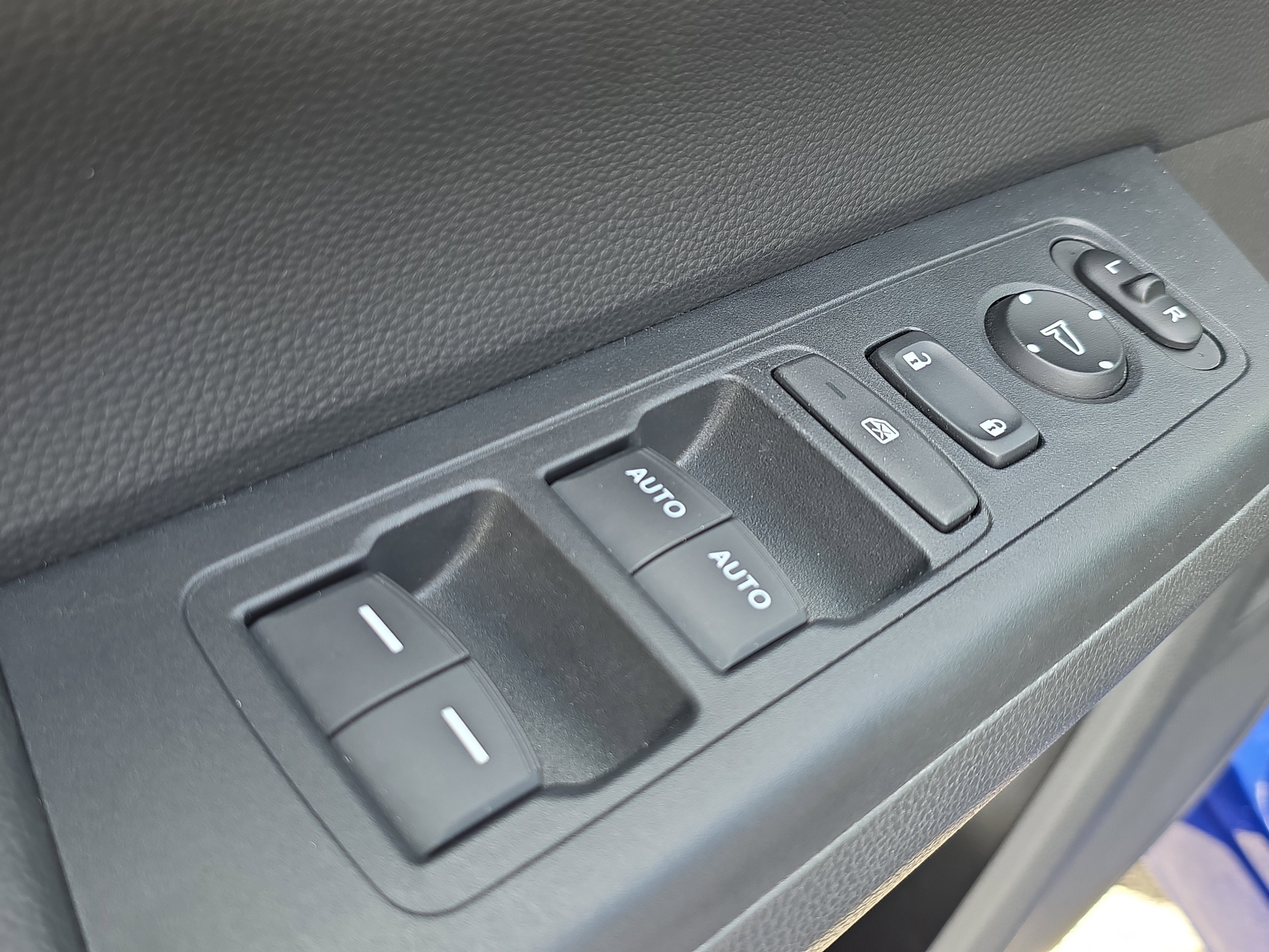 Used 2023 Honda CR-V Sport image 21