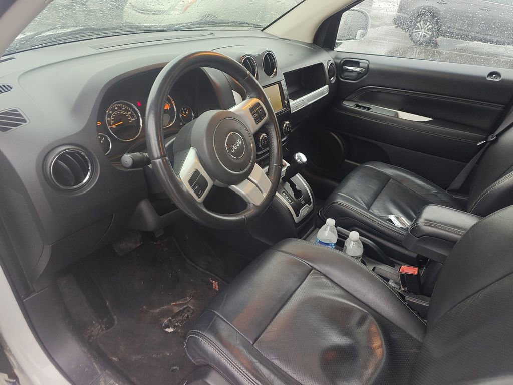 Used 2017 Jeep Compass High Altitude image 8