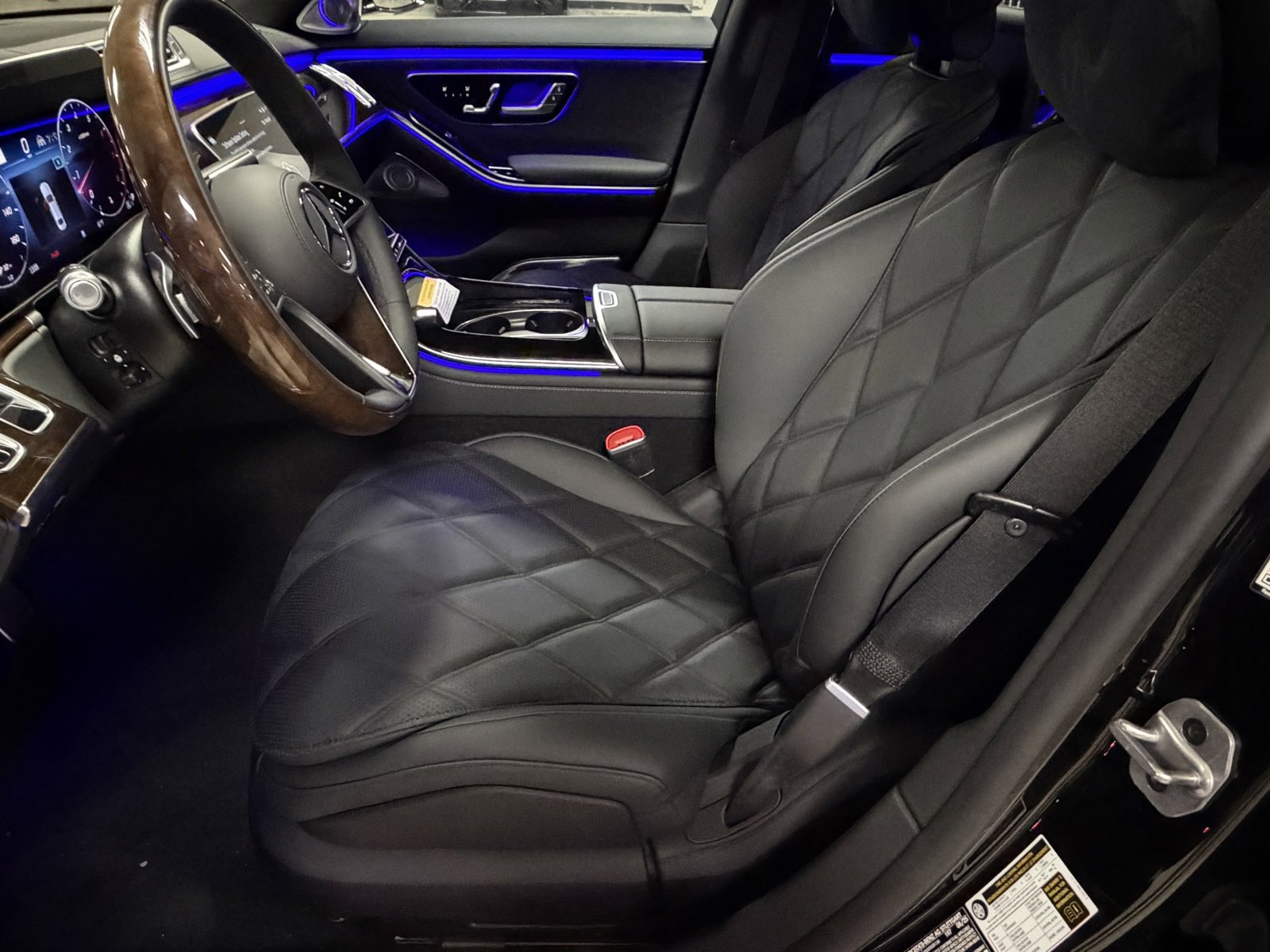 New 2026 Mercedes-Benz Maybach S 680 4MATIC image 19