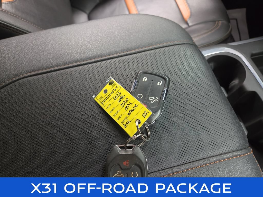 Used 2023 GMC Sierra 2500 AT4 AWD/4WD image 13