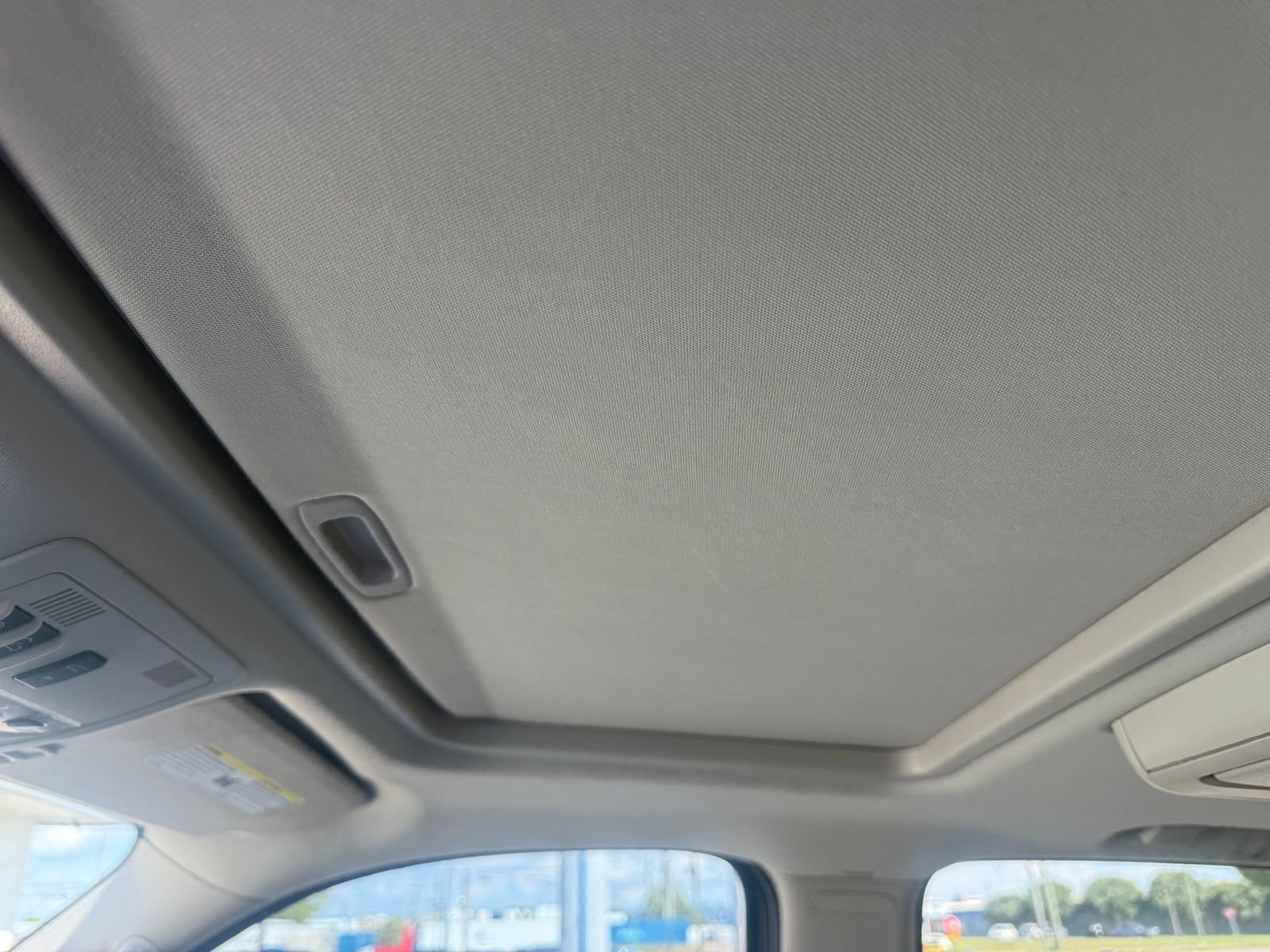 Used 2012 Chevrolet Suburban LT AWD/4WD image 4