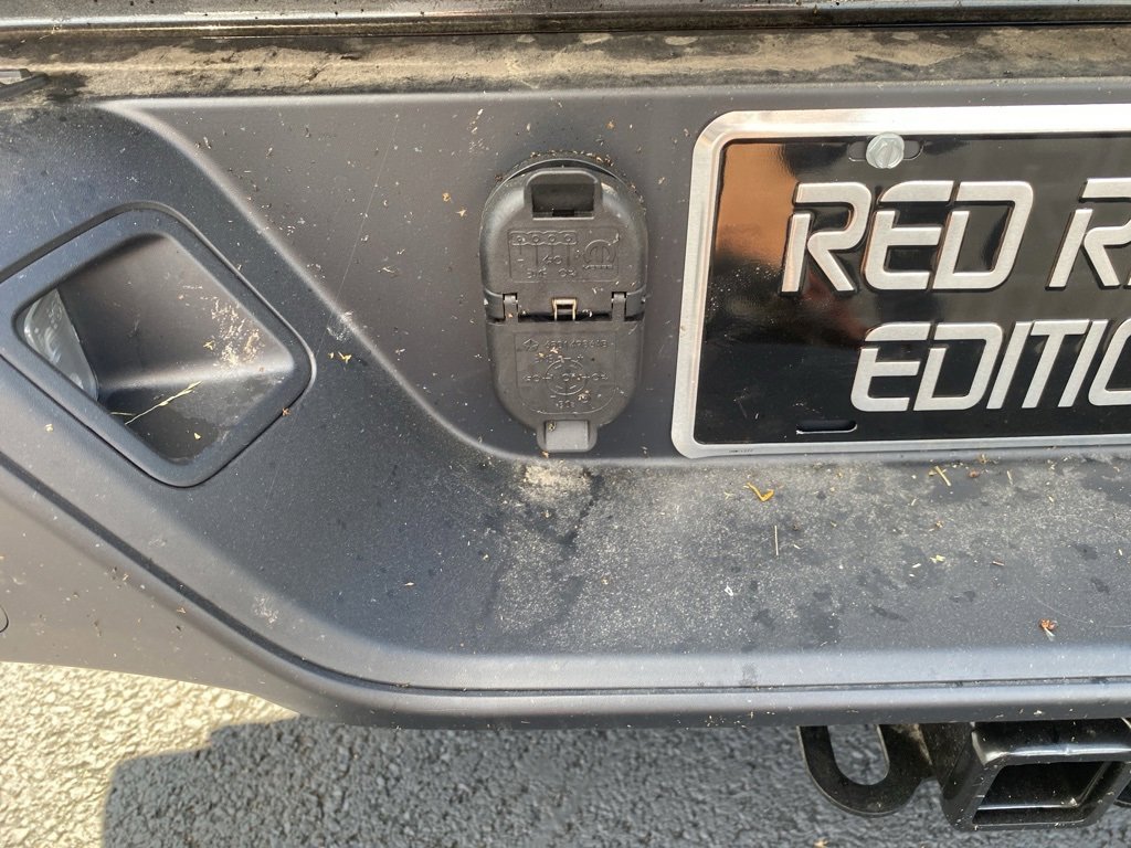 New 2025 Jeep Gladiator Mojave w/ Convenience Group image 14