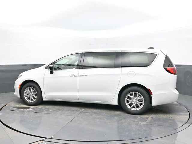 New 2026 Chrysler Voyager LX FWD image 3
