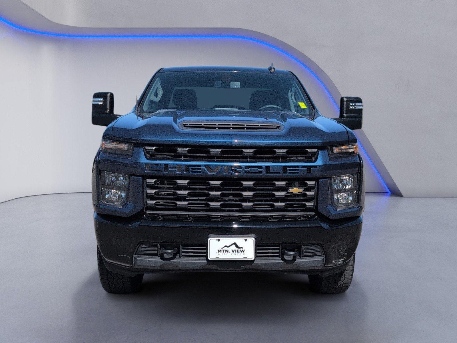 Used 2022 Chevrolet Silverado 2500 Custom w/ Custom Value Package AWD/4WD image 13