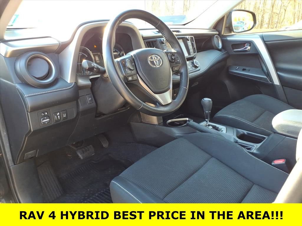 Used 2018 Toyota RAV4 XLE w/ Convenience Package image 13