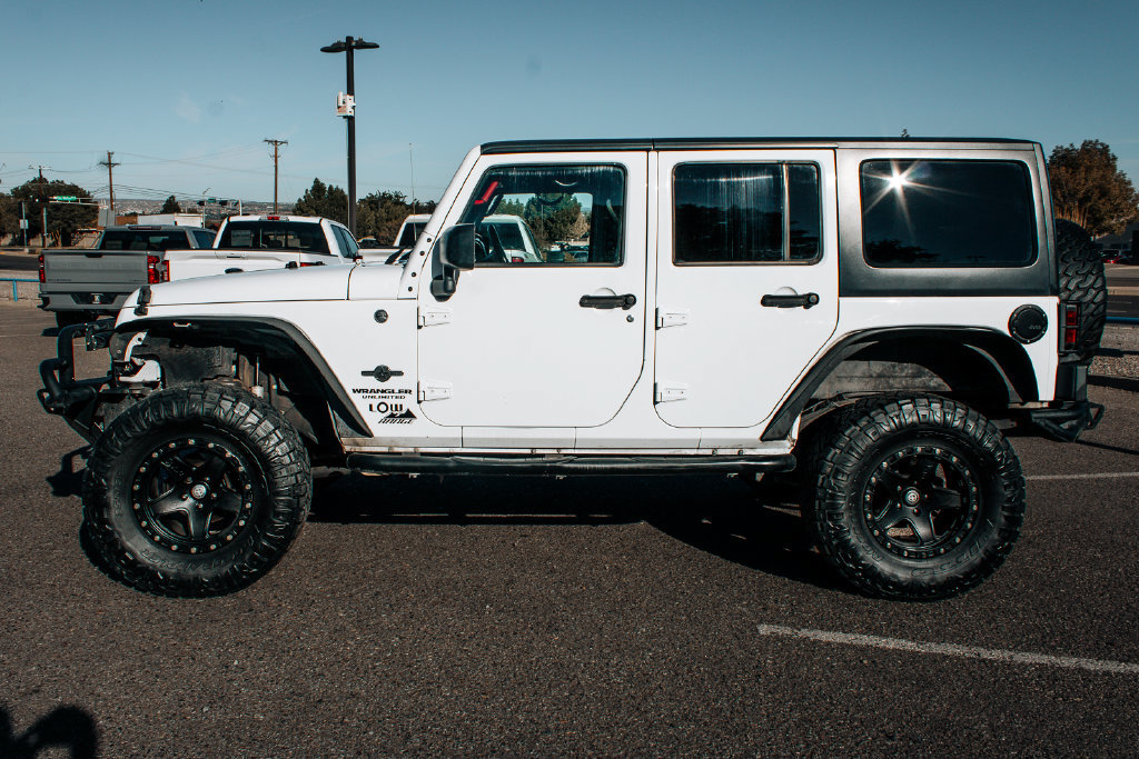 Used 2015 Jeep Wrangler Unlimited Sport AWD/4WD image 4