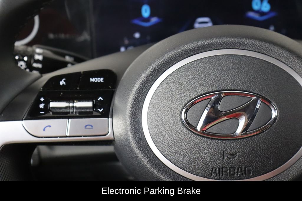 Used 2023 Hyundai Elantra SEL w/ Convenience Package FWD image 8