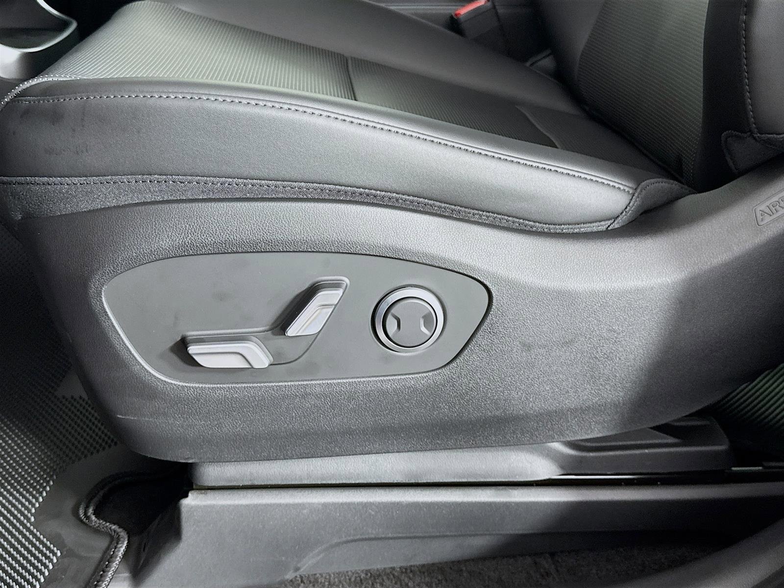 New 2026 Hyundai Ioniq 9 SEL image 20