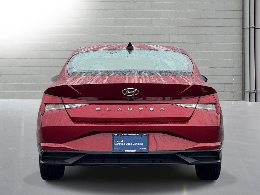 Used 2023 Hyundai Elantra SEL w/ Cargo Package FWD image 7