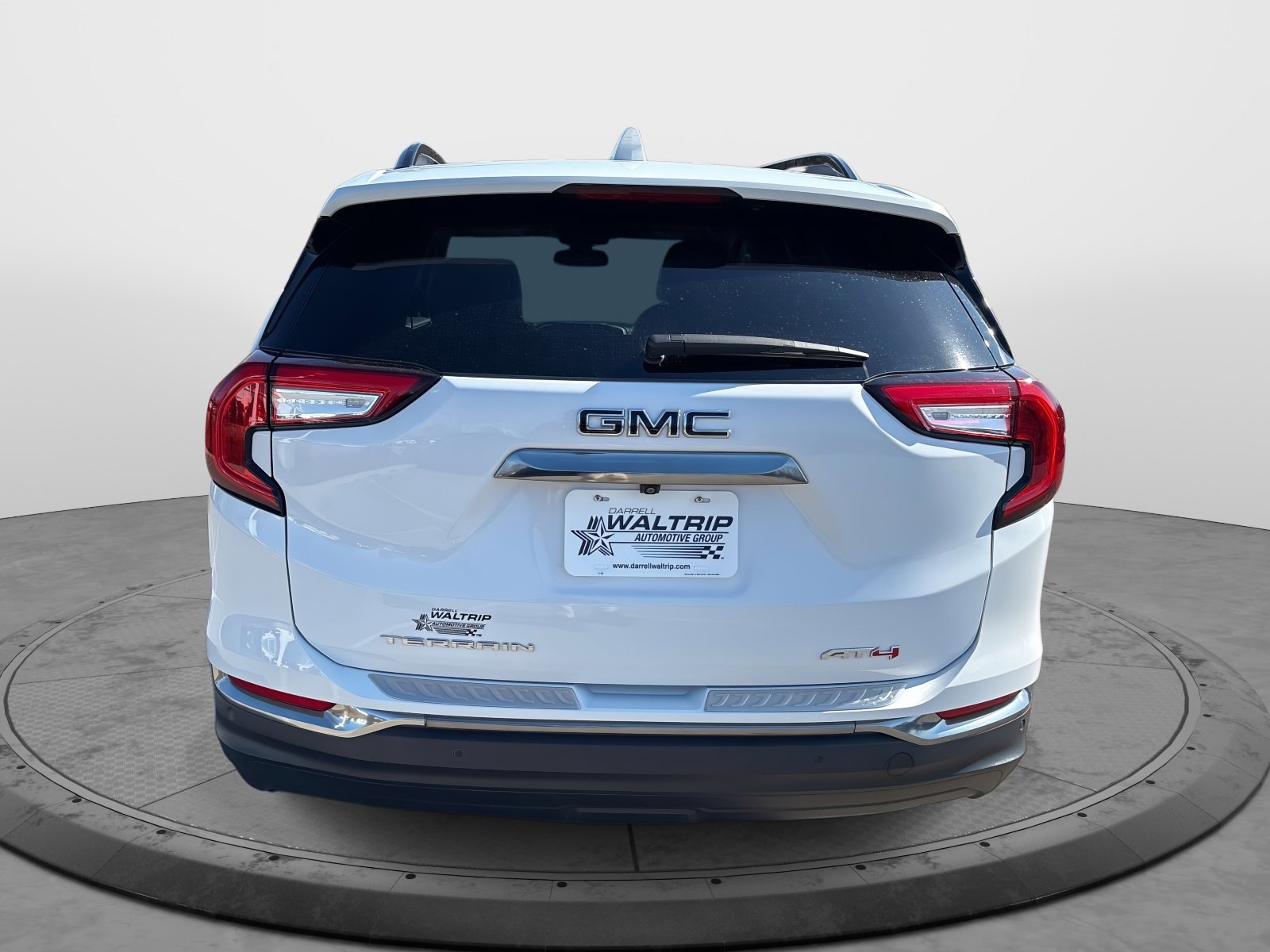 Certified 2024 GMC Terrain AT4 w/ Infotainment Package II image 7
