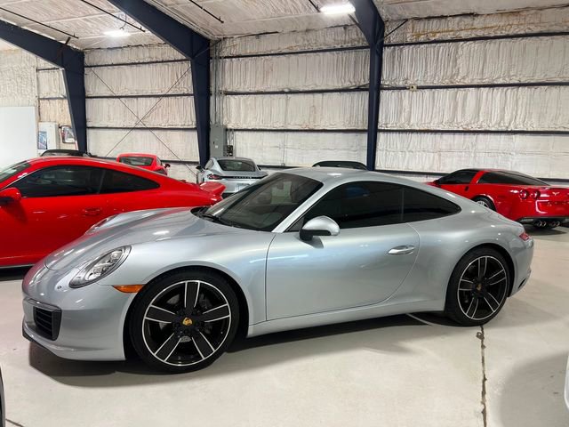 Used 2017 Porsche 911 Carrera RWD image 1