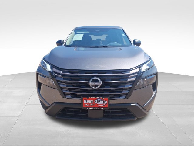 Certified 2026 Nissan Rogue S FWD image 2