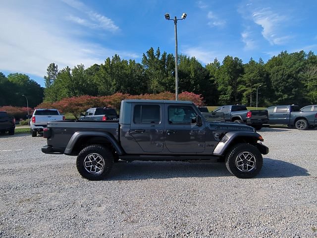 New 2026 Jeep Gladiator Rubicon w/ Rockslide Package AWD/4WD image 6