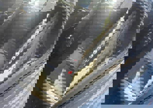 Used 2023 Volvo XC40 Recharge Plus w/ Protection Package Premier image 5