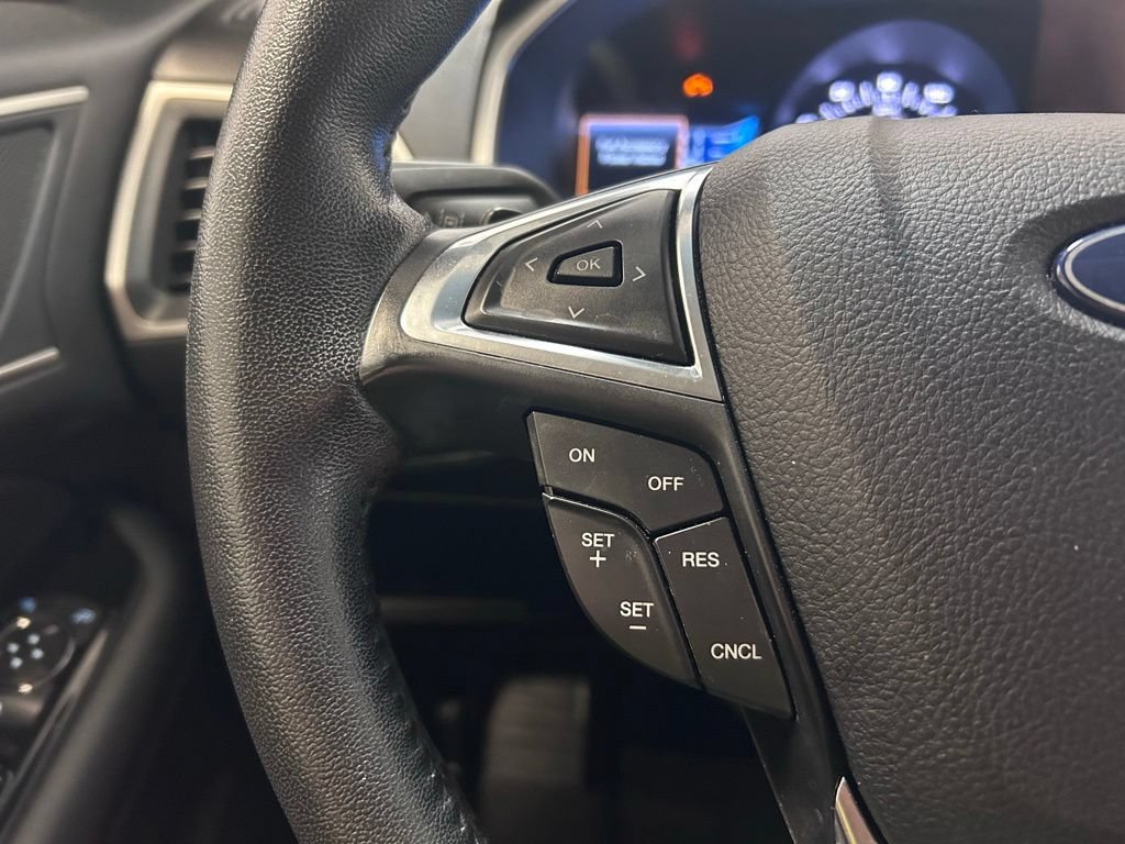 Used 2020 Ford Edge SEL w/ Convenience Package AWD/4WD image 9