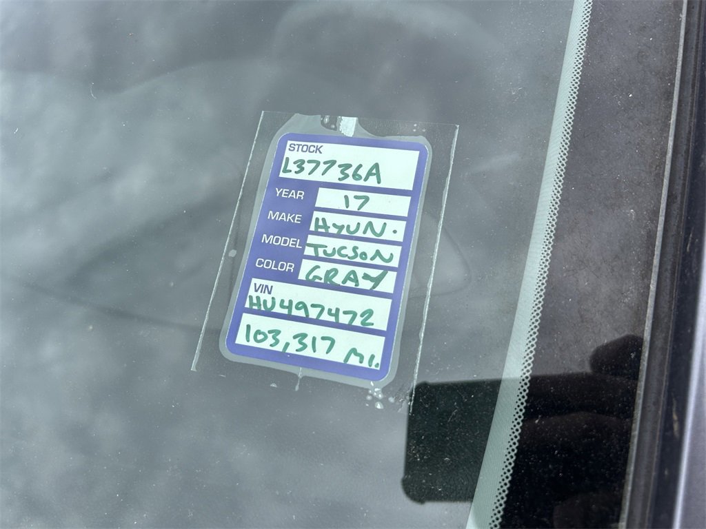 Used 2017 Hyundai Tucson SE image 11