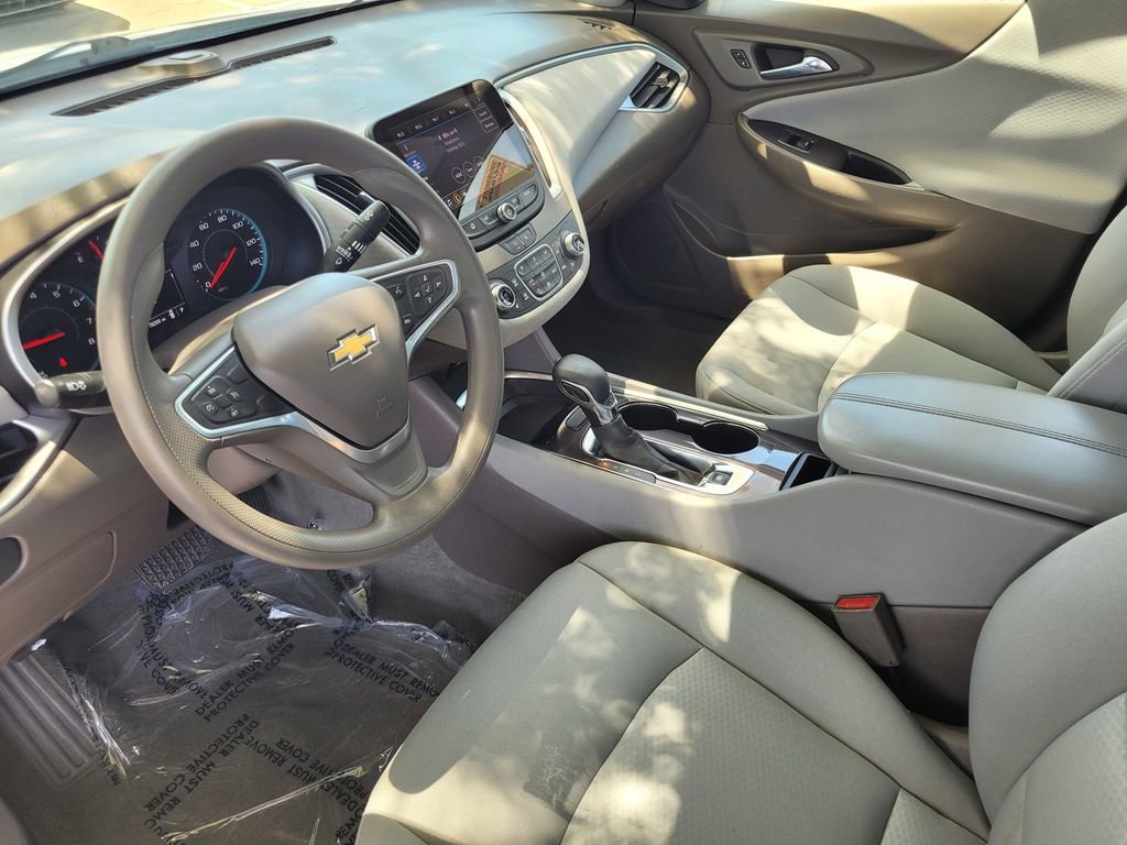 Used 2022 Chevrolet Malibu LT image 23