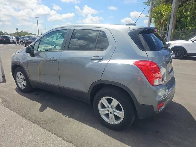 Used 2020 Chevrolet Trax LS w/ Tint and Cruise Package FWD image 2